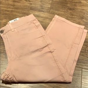 Love & Legend jegging capris